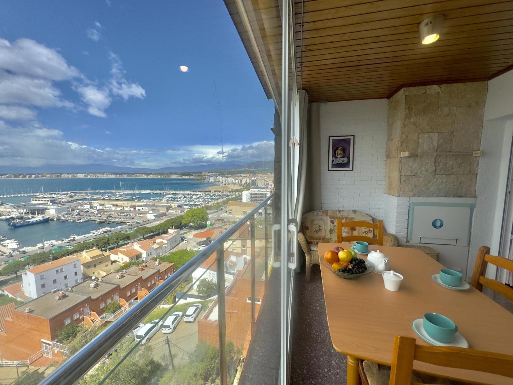 Monaco Apartamento Rosas